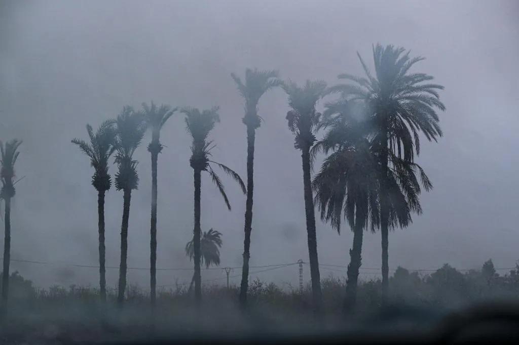 La Generalitat envía un ES-Alert por fuertes lluvias a la población del litoral de Alicante y pide evitar desplazamientos y subir a pisos altos
