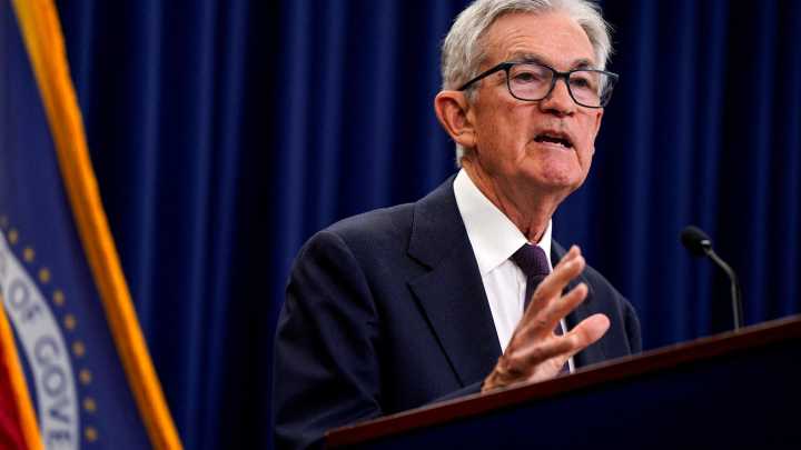 Powell says Fed has no 'risk-free' path for policy at October meeting