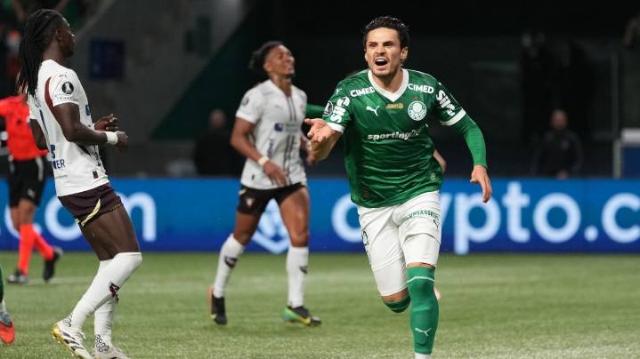 Palmeiras beats Liga Deportiva 4-0 to reach Copa Libertadores final