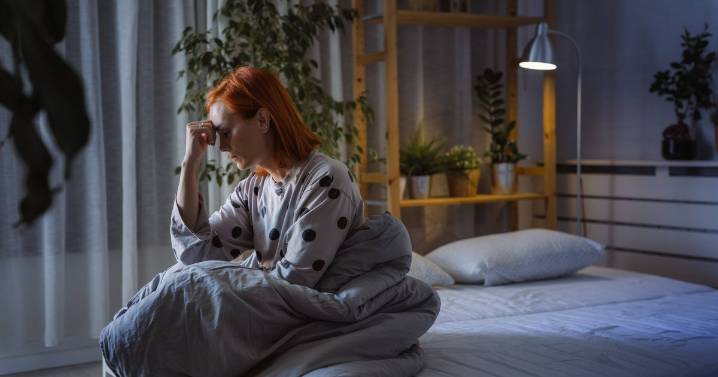 Warning for anyone who wakes up at night in same sleep pattern