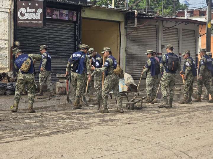Priorizan remoción de escombros para recuperar vialidades en Poza Rica