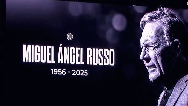 Emotivo homenaje en el Monumental: River y Sarmiento recordaron a Miguel Russo con un minuto de silencio
