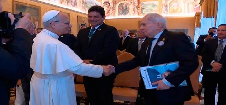 Papa León XIV recibe a presidente de la Federación Médica Venezolana de cara a la canonización de JGH
