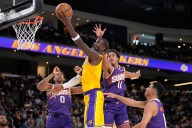 Lakers’ Deandre Ayton eager in commitment to defense