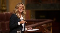 Yolanda Díaz se cura en salud: encarga a "sus" expertos dos propuestas de SMI para 2026, con tributación y sin ella