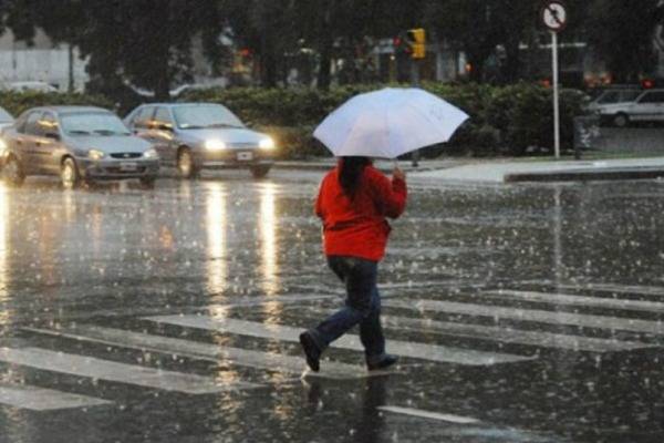 Para la próxima semana se estima llegada de la Onda Tropical número 48 a Venezuela