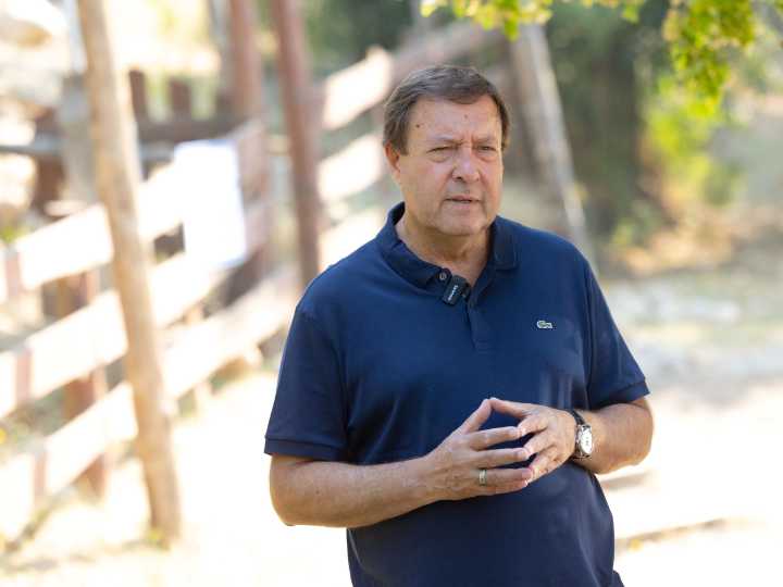 El gobernador de Río Negro admitió que se reunió con Fred Machado pero negó que haya financiado su campaña electoral