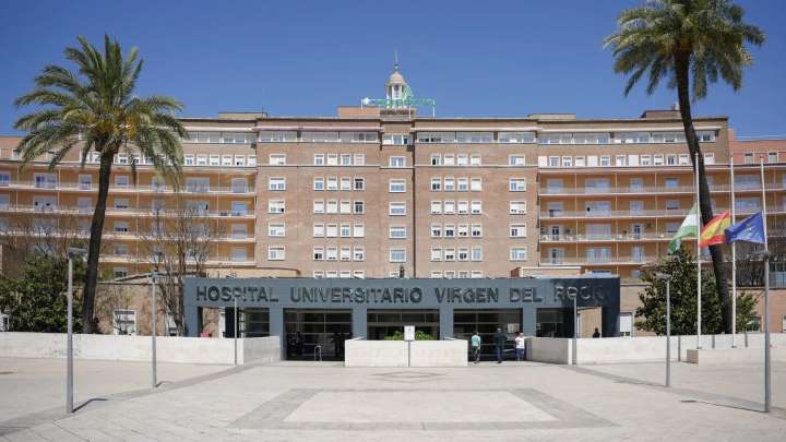 El hospital Virgen del Rocío de Sevilla hará antes del 15 de noviembre todas las mamografías pendientes de los cribados