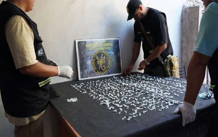 RESISTENCIA: Allanamientos Antidrogas: Secuestraron Cocaína, Dinero Y Aprehendieron A Dos Personas