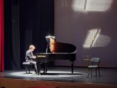 IES Padre Poveda de Guadix celebra su 70 aniversario con emotivo homenaje a su director José Pablo Serrano