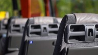 Vecinos de Santander denuncian trayectos de casi una hora y autobuses saturados entre Peñacastillo y Nueva Montaña
