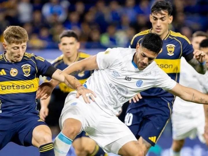 Con un gol en contra de Paredes, Belgrano dio el golpe y derrotó a Boca