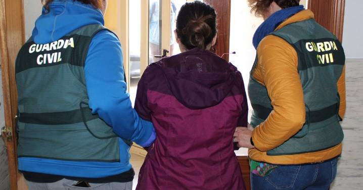 Detenida en León por atacar a su exmarido con ácido corrosivo la mujer condenada en mayo a 12 años de prisión por tratar de envenenarle con raticida