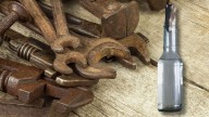 Por qué hay que sumergir en vinagre las herramientas oxidadas: ¿qué significa?