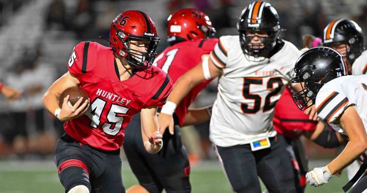 2025 IHSA playoff outlook for Week 9: What do McHenry County teams need to do to make field of 256?