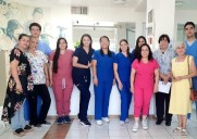 Felicitan regidores a médicos en su día