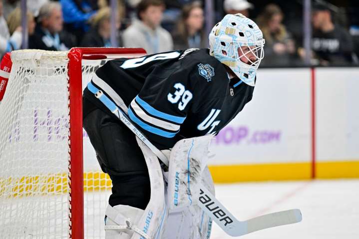 Edmonton Oilers make surprise trade with Utah to get new goalie