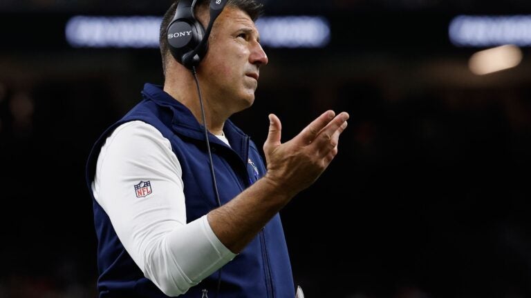 Mike Vrabel is focused on Titans, but not because they fired him