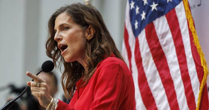 Nancy Mace cusses out TSA, police during government shutdown