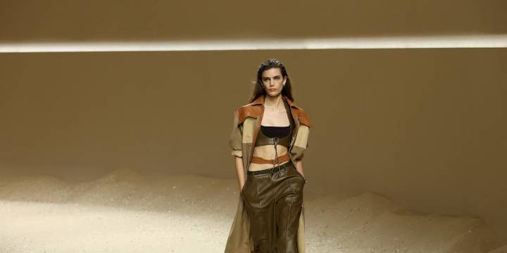 Hitos de la Semana de la Moda de París: de los colores que dominan los looks a las celebridades en pasarela