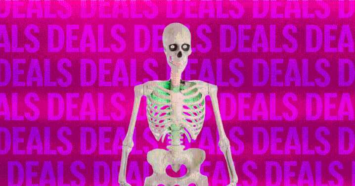Giant, Spooky Animatronics Are 75 Percent Off at the Home Depot
