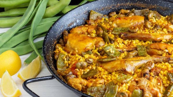 Paella de carne: seguí el paso a paso y sorprendé a todos el finde con esta receta llena de sabor