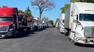 Delays persist for truckers attempting to cross border into Canada