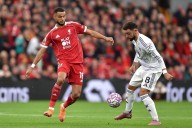 Manchester United se impuso 2-1 al Liverpool, que suma su cuarta derrota consecutiva