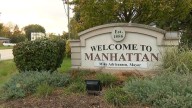 Manhattan, Illinois school district mourns loss of 2 students