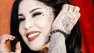 Fue usada como casa familiar en "Más barato por docena" y ahora es una mansión gótica: Así es el hogar de Kat Von D