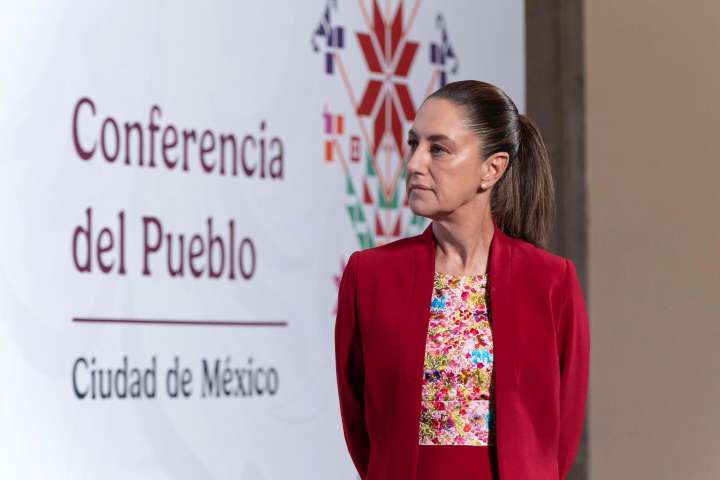 Sheinbaum descarta aranceles de EE.UU. el 1 de noviembre: “Seguimos negociando con el presidente Trump”