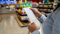 Lanzan advertencia sobre tickets de compra para clientes de Costco, Walmart y Soriana por violación a derechos de consumidores en México
