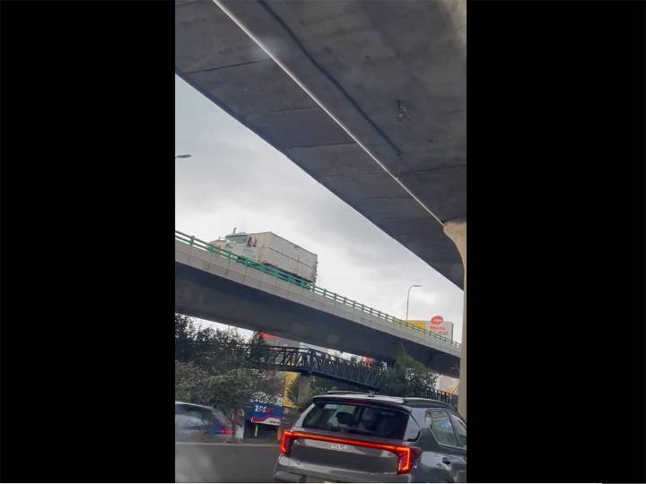 VIDEO: Así camión yendo en reversa en 2o Piso de Periférico Sur; esto sabemos