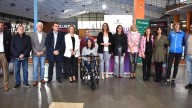 Una exposición en Cuenca muestra el talento femenino en el deporte en once piezas