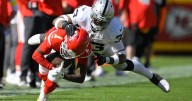 Patrick Mahomes' trick play underscores embarrassing afternoon for Raiders in 31