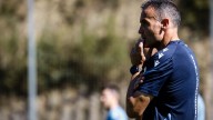 Puede caer el primer entrenador de Primera