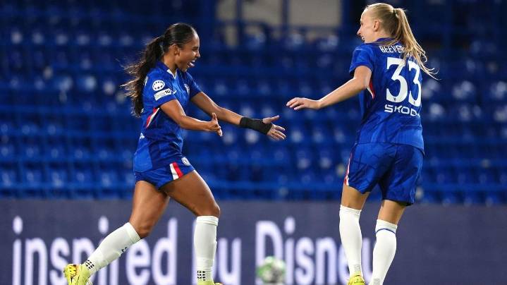 Lily Yohannes scores stunner for Lyonnes in 3-0 win over St. Pölten in Women's Champions League