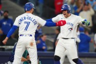 Springer's homer sends Blue Jays into World Series with win vs. Mariners in ALCS Game 7