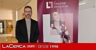 El escritor Vicente Luis Mora invita al estudiantado de la UCLM a considerar la gestión cultural como opción laboral