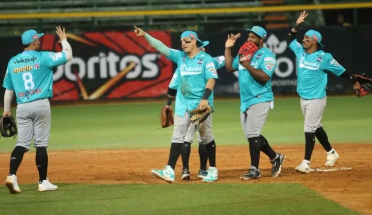 Bravos consiguió el triunfo en Puerto La Cruz ante Caribes