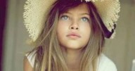 'World's most beautiful girl' now unrecognisable 20 years on from famous picture