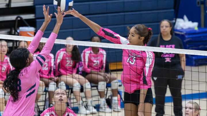 Newark Charter defeats Middletown in high school volleyball