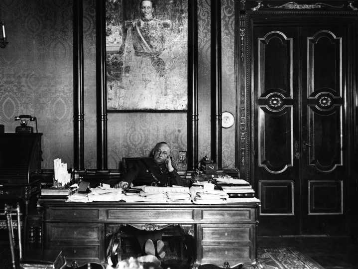 El general Primo de Rivera es retracta (1925)