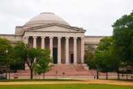 National Gallery of Art temporarily closed due to government shutdown