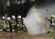 Bomberos de Meliquina entrenaron en la Casa de Fuego de Centenario