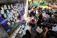 Escritoras exigen renuncia de Taibo II