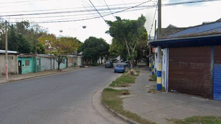Balacera en barrio Tablada: un hombre de 41 años fue internado con múltiples heridas