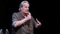 Actor Jeff Daniels performs 'No Kings'-inspired song live on MSNBC