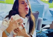 Kate del Castillo presenta a Lupita, su nuevo bebé reborn, y desata polémica en redes