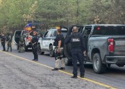 Capturan a nueve presuntos miembros de célula criminal tras emboscada a policías